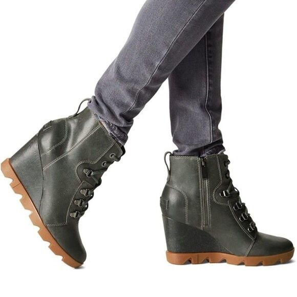 NEW Sorel Joan Uptown Grey Lace Up Wedge Booties Size 9.5 - Picture 1 of 13